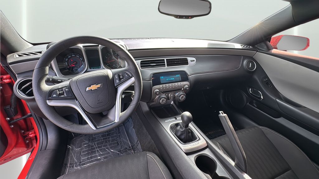Used 2012 Chevrolet Camaro LS RWD image 14