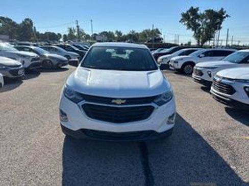 Used 2021 Chevrolet Equinox LS AWD/4WD image 6