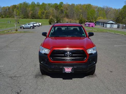 Used 2017 Toyota Tacoma 4x4 Access Cab image 11