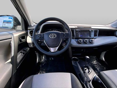 Used 2014 Toyota RAV4 LE AWD/4WD image 6