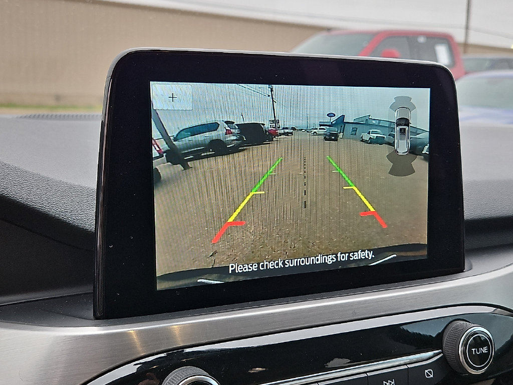 Used 2021 Ford Escape Titanium w/ Class II Trailer Tow Package AWD/4WD image 23