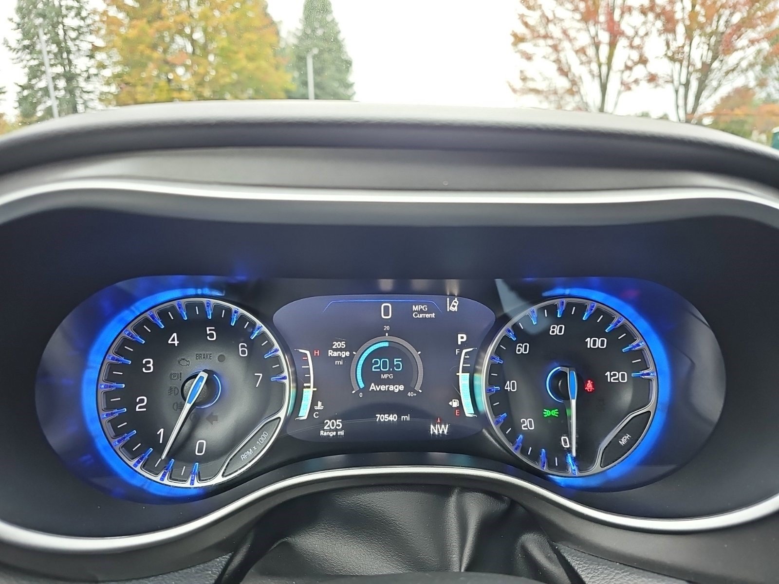 Used 2025 Chrysler Pacifica Select FWD image 24