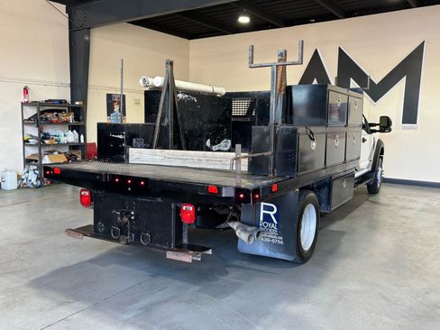 Used 2019 Ford F550 2WD Crew Cab Super Duty image 5