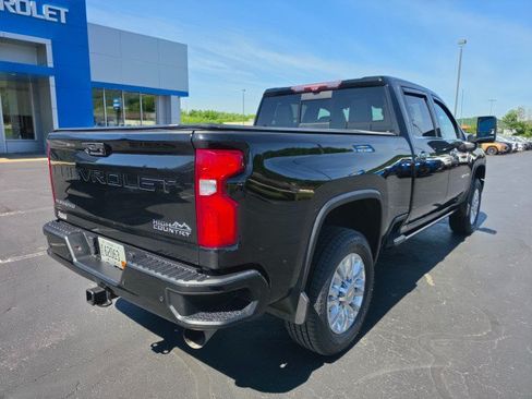 Used 2021 Chevrolet Silverado 2500 High Country w/ LPO, Hitch Package AWD/4WD image 5