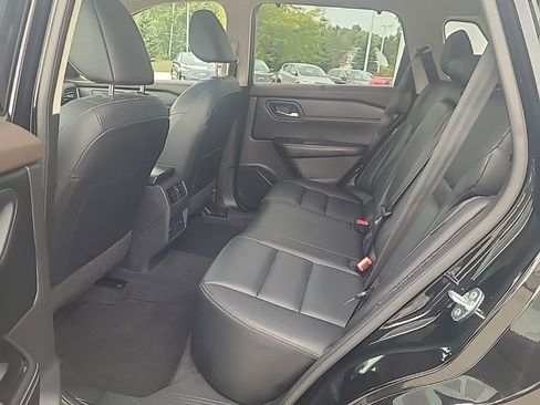 Used 2023 Nissan Rogue SL w/ SL Premium Package image 18