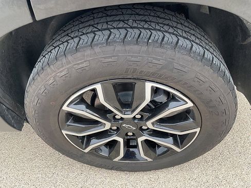 Used 2025 Chevrolet TrailBlazer ACTIV w/ Convenience Package AWD/4WD image 10