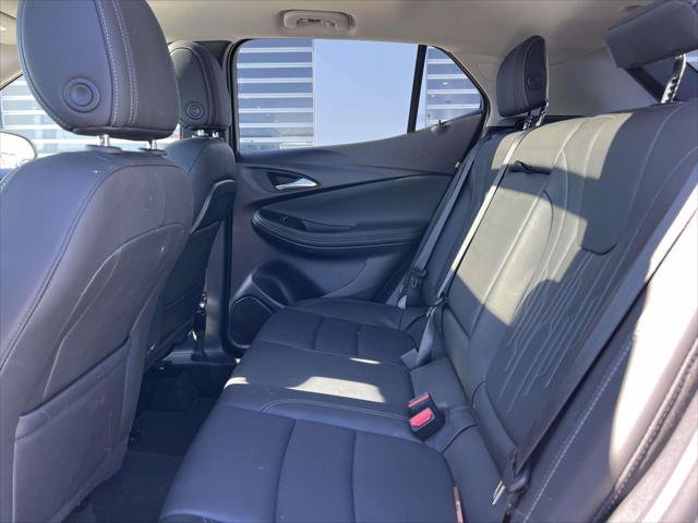 Used 2025 Buick Encore GX Avenir w/ Avenir Convenience Package AWD/4WD image 12