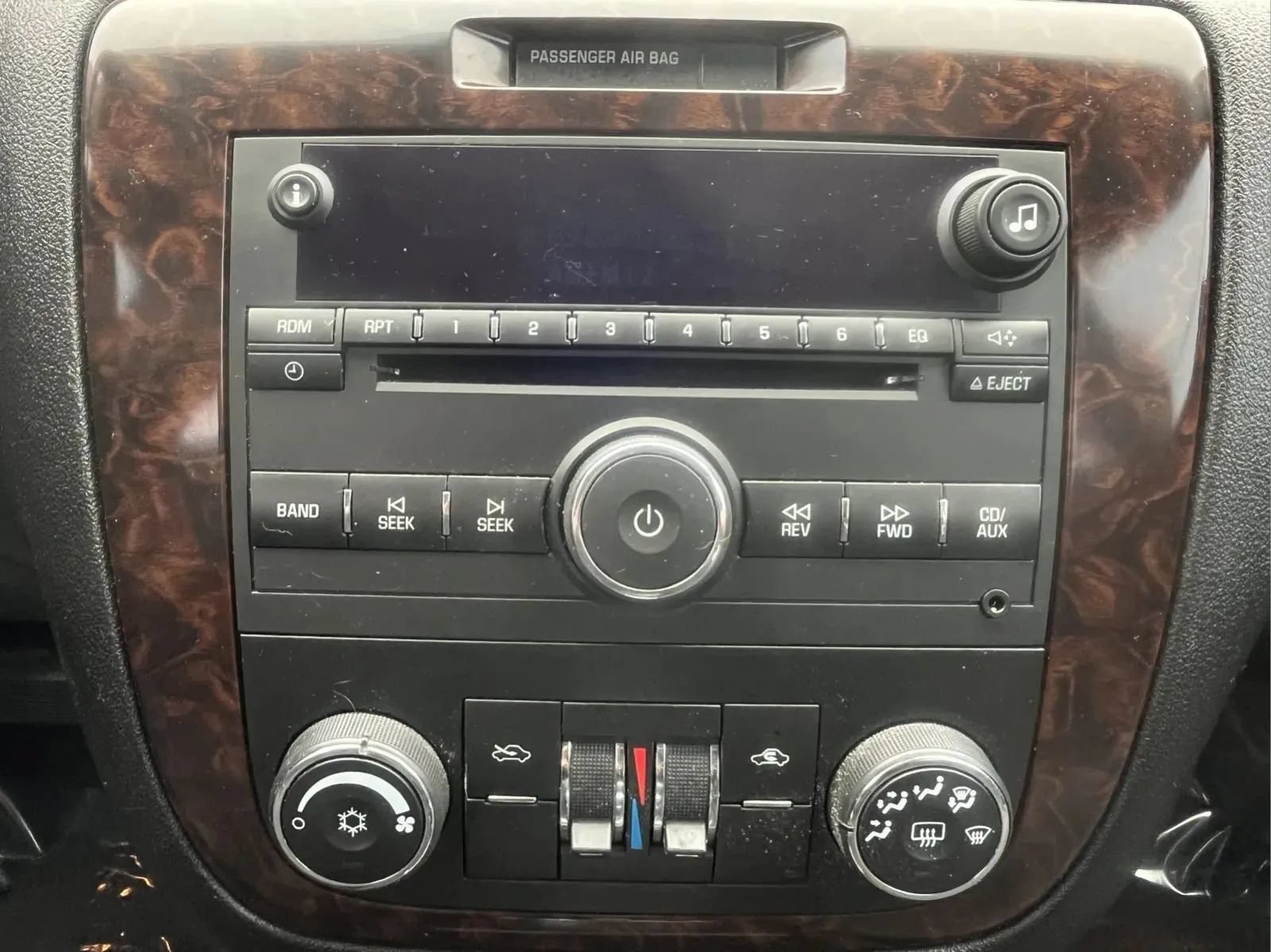 Used 2012 Chevrolet Impala LT FWD image 12