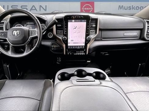 Used 2024 RAM 2500 Laramie w/ Safety Group AWD/4WD image 8