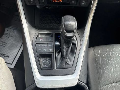 Used 2023 Toyota RAV4 XLE w/ Convenience Package AWD/4WD image 18