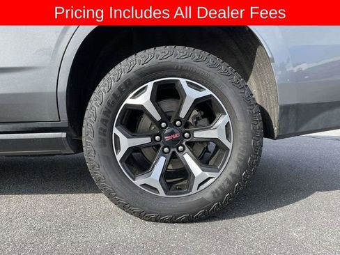 Used 2022 GMC Yukon AT4 AWD/4WD image 9