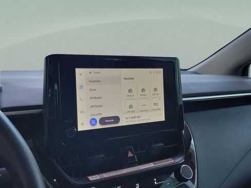 Certified 2025 Toyota Corolla LE image 15