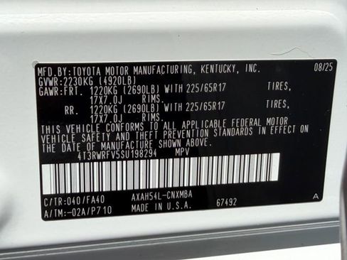 Used 2025 Toyota RAV4 XLE w/ Weather Package AWD/4WD image 23