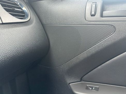 Used 2013 Ford Mustang Coupe image 10