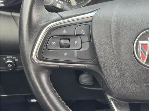 Used 2021 Buick Encore GX Select FWD image 26