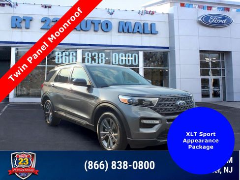 Certified 2023 Ford Explorer XLT w/ Equipment Group 202A AWD/4WD image 1