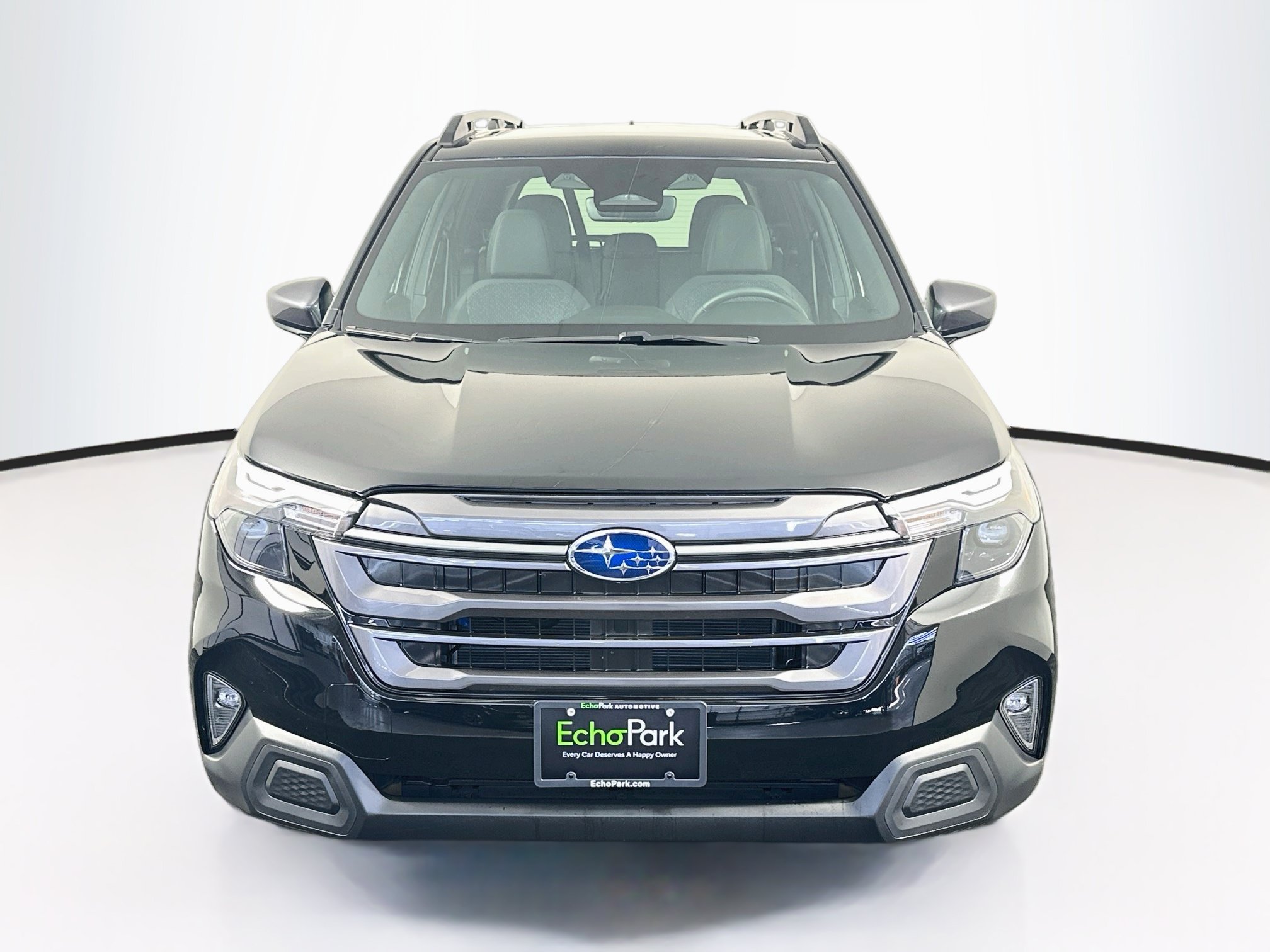 Used 2026 Subaru Forester Premium AWD/4WD image 2