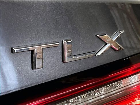 Used 2023 Acura TLX w/ Technology Package image 11