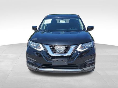 Used 2017 Nissan Rogue S AWD/4WD image 2