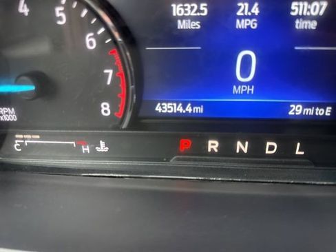 Used 2022 Ford Explorer XLT image 39