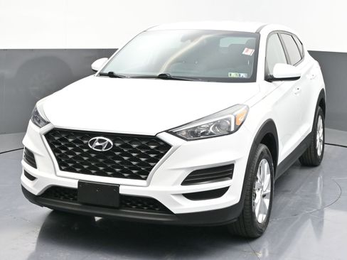 Used 2019 Hyundai Tucson SE w/ Cargo Package image 3