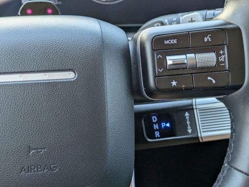 Used 2025 Hyundai Santa Fe SEL FWD image 21