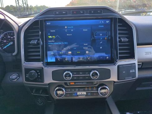 Used 2022 Ford F250 Platinum w/ FX4 Off-Road Package AWD/4WD image 20