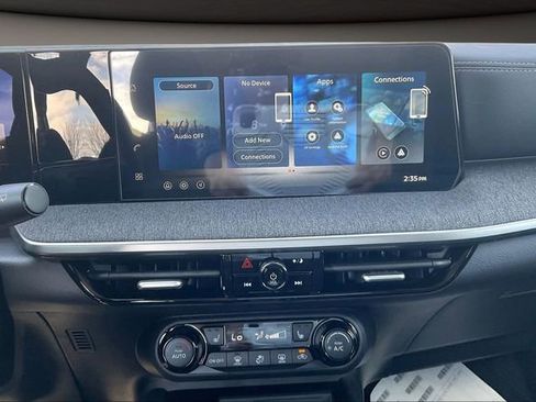 New 2026 Nissan Kicks SV w/ SV Premium Package FWD image 6
