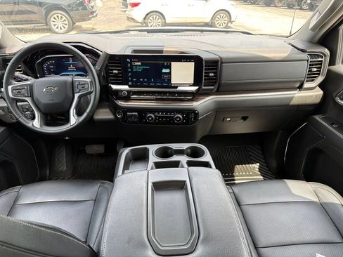 Used 2024 Chevrolet Silverado 1500 RST w/ LPO, Dark Essentials Package AWD/4WD image 16