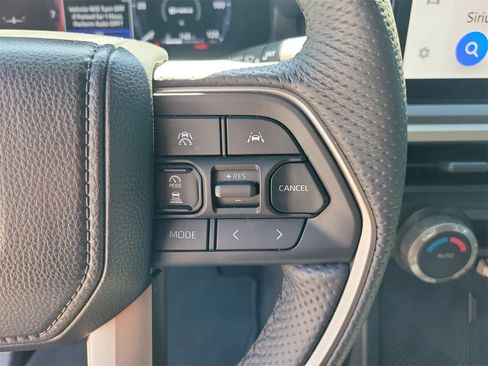 Used 2025 Toyota Tacoma TRD Sport image 20