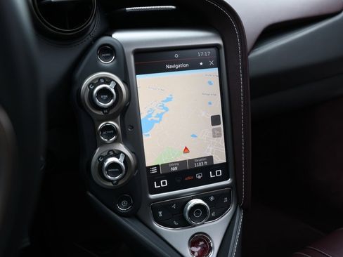 Used 2018 McLaren 720S Performance image 39