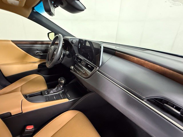 Used 2022 Lexus ES 300h w/ Premium Package FWD image 31