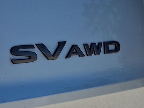 Used 2024 Nissan Rogue SV AWD/4WD image 32