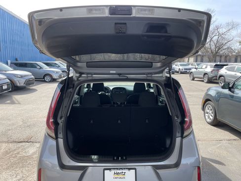 Used 2025 Kia Soul LX w/ LX Technology Package image 29