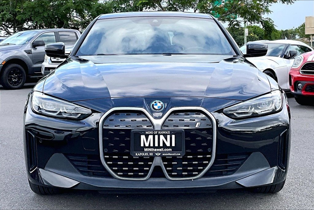 Used 2024 BMW i4 eDrive35 w/ Convenience Package RWD image 3