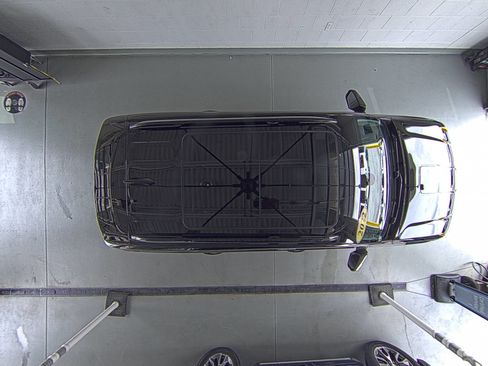 Used 2022 GMC Terrain SLT w/ Tech Package image 35