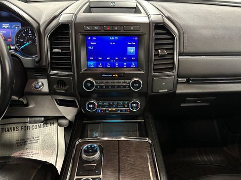 Used 2020 Ford Expedition Max Limited AWD/4WD image 25