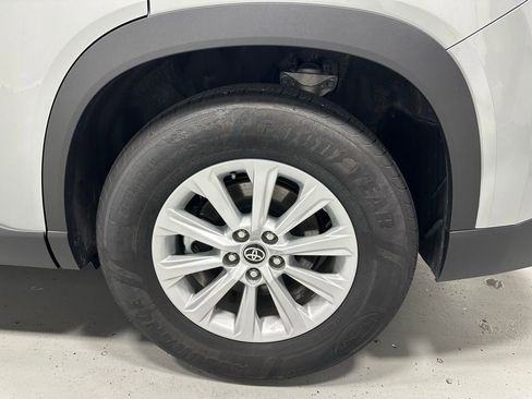 Used 2025 Toyota Grand Highlander AWD image 69