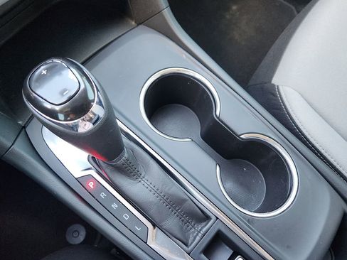 Used 2020 Chevrolet Equinox LS w/ LS Convenience Package image 26