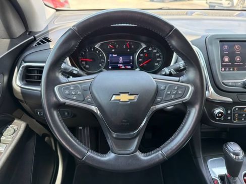 Used 2020 Chevrolet Equinox LT FWD image 10