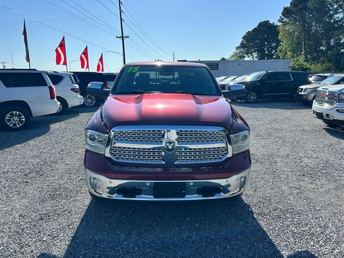 Used 2015 RAM 1500 Laramie w/ Convenience Group image 16
