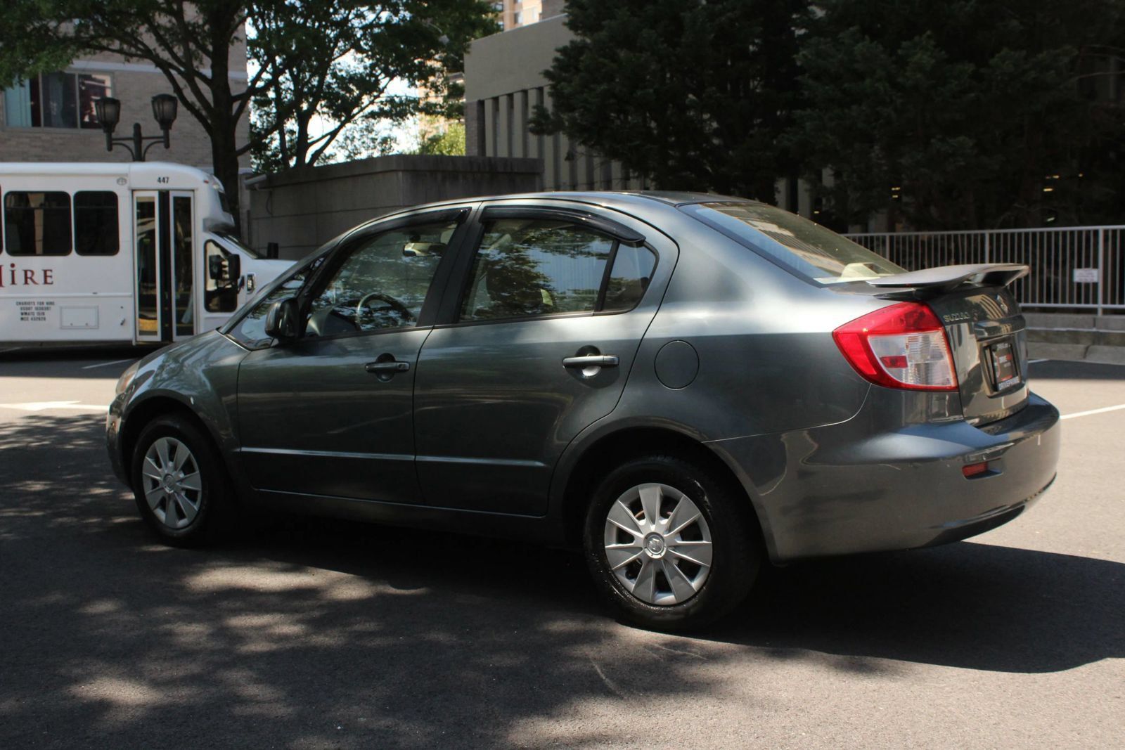 Used 2009 Suzuki SX4 Sedan FWD image 9