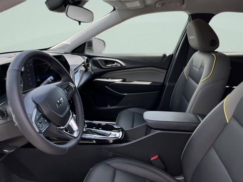 New 2026 Chevrolet Trax ACTIV w/ Driver Confidence Package FWD image 27