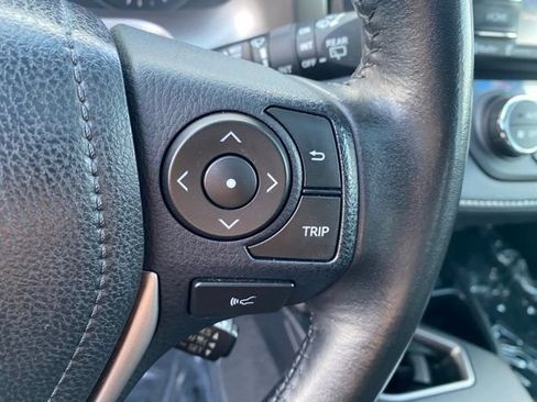 Used 2017 Toyota RAV4 XLE AWD/4WD image 20