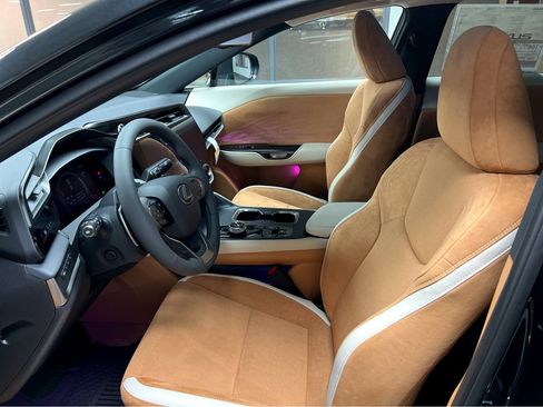 New 2026 Lexus RZ 450e AWD image 9