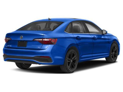 Used 2024 Volkswagen Jetta SE w/ Panoramic Sunroof Package FWD image 5