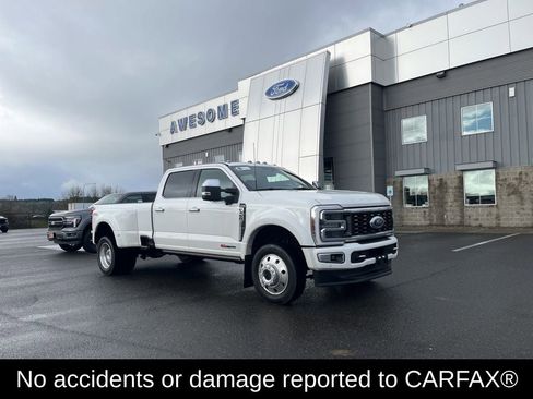 Used 2024 Ford F450 Platinum w/ FX4 Off-Road Package image 6