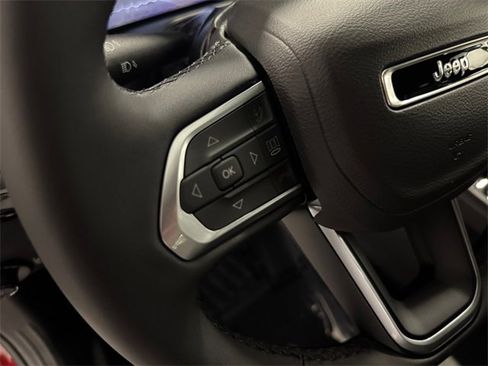 New 2026 Jeep Compass Limited image 18