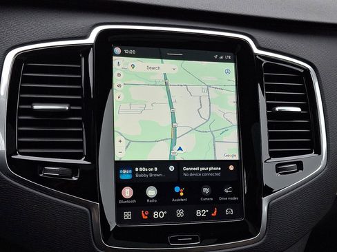 Certified 2024 Volvo XC90 B6 Plus w/ Protection Package image 19