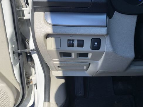 Used 2014 Subaru Crosstrek 2.0i Premium w/ Popular Package #1 image 17